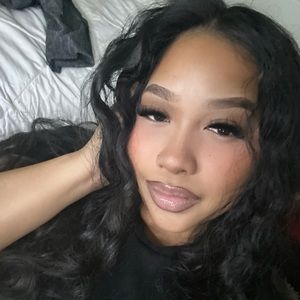 Meet your Posher, Saydee